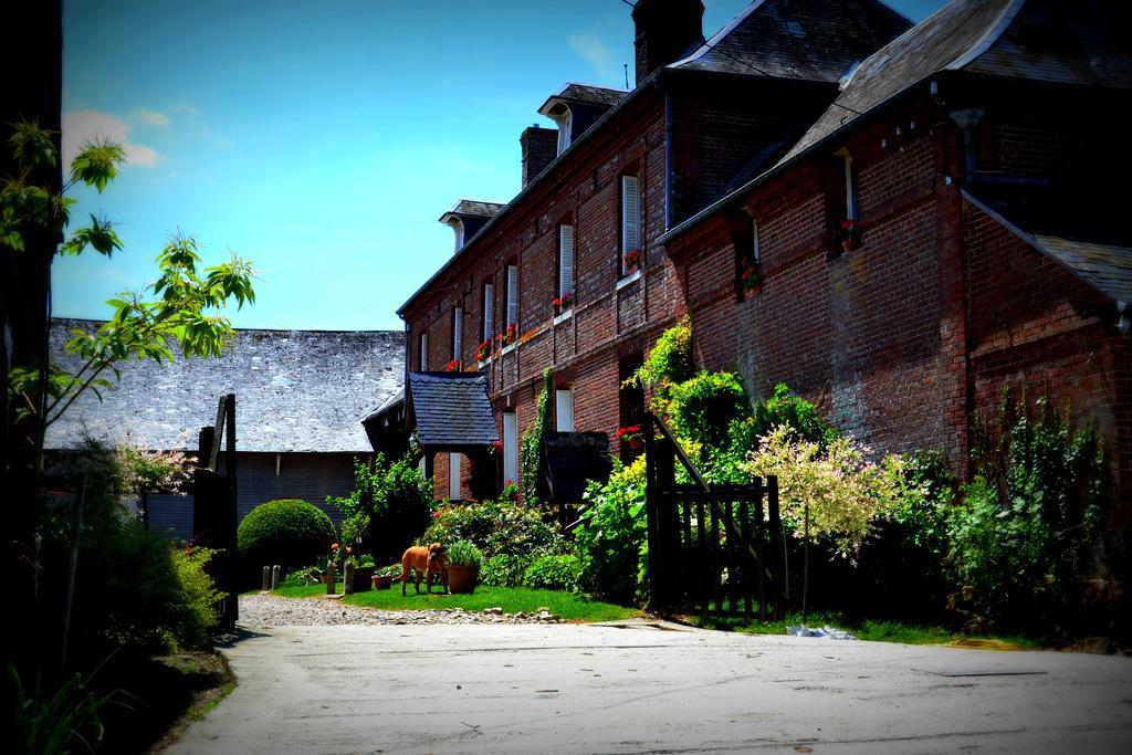 Au Mesnil Le Bas Bray Acomodação com café da manhã Bures-en-Bray Exterior foto